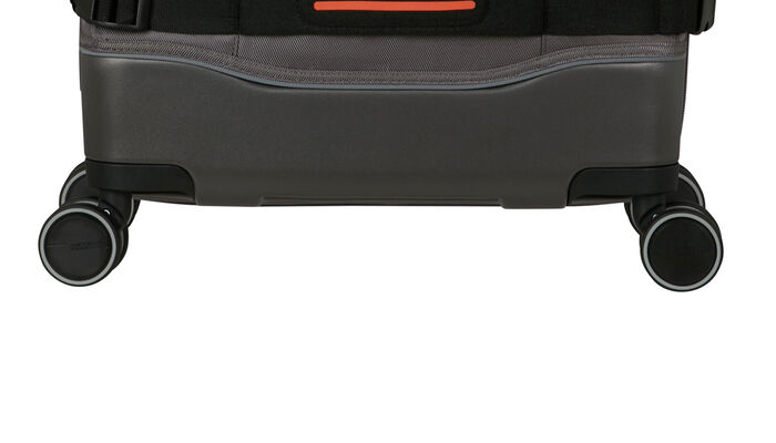 Tvrdá škrupinová základňa