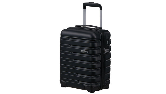 Spĺňa podmienky bezplatnej palubnej batožiny spoločností Ryanair a Wizz Air