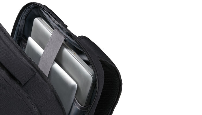 Vyhradená priehradka na notebook 15,6"