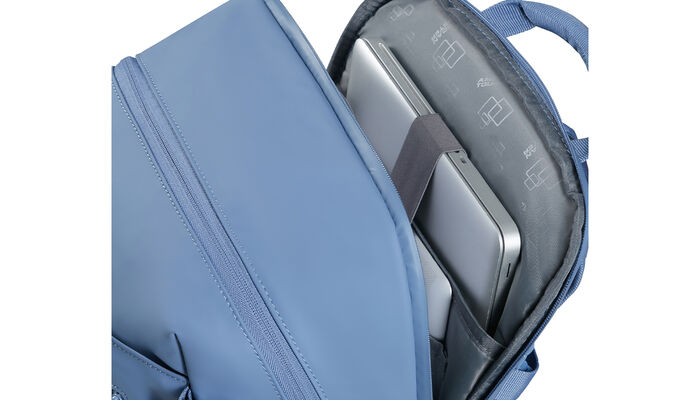 Vyhradená priehradka na notebook 15,6"