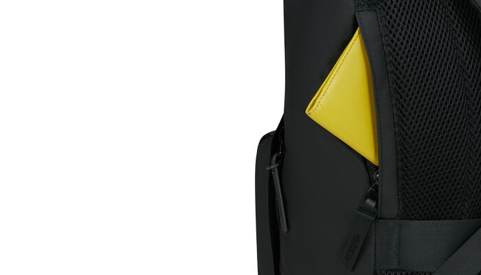 Tajná zadná priehradka