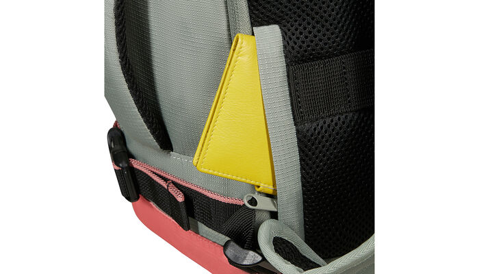 Tajná zadná priehradka