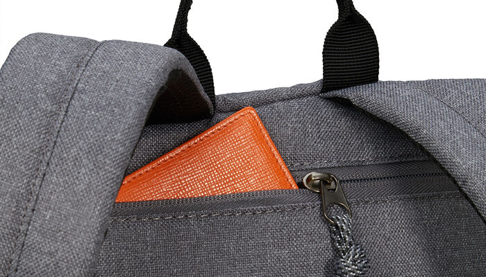 Tajná zadná priehradka