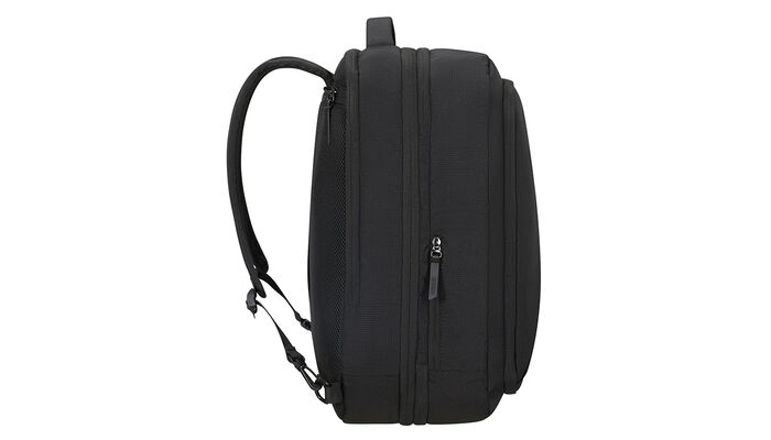 Vyhradená priehradka na notebook 17.3"