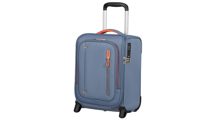 Spĺňa podmienky bezplatnej palubnej batožiny spoločností Ryanair, Vueling a Wizz Air