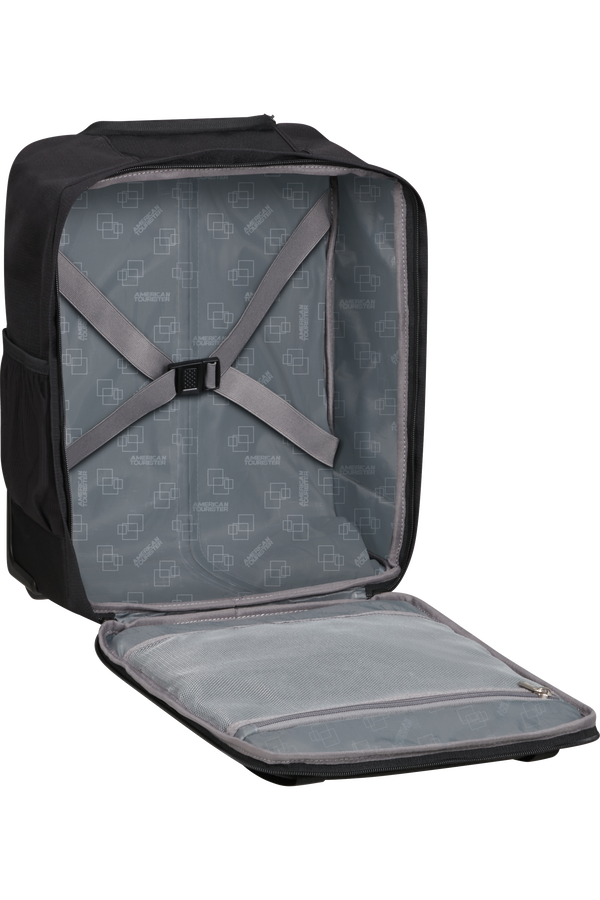 American Tourister Take2cabin Backpack with Wheels S/M  Čierna American Tourister Take2cabin Backpack with Wheels S/M  Čierna