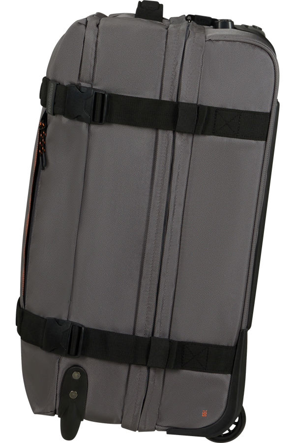American Tourister Urban Track Duffle with Wheels S  Tmavosivá American Tourister Urban Track Duffle with Wheels S  Tmavosivá