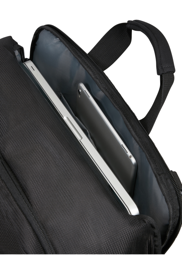 American Tourister Work-E 3-Way Boarding Bag  Čierna