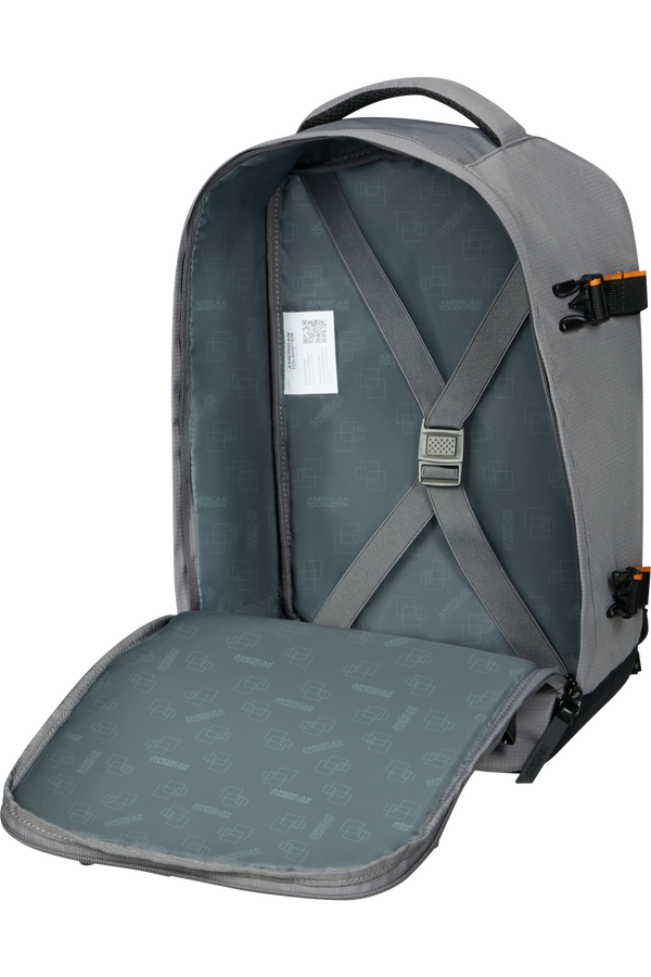 American Tourister Take2cabin Casual Backpack S  Tmavosivá