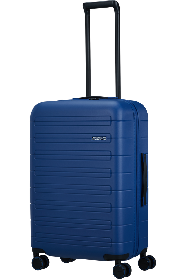 American Tourister Novastream Spinner TSA Exp. 67cm  N&aacute;morn&iacute;cka modr&aacute;