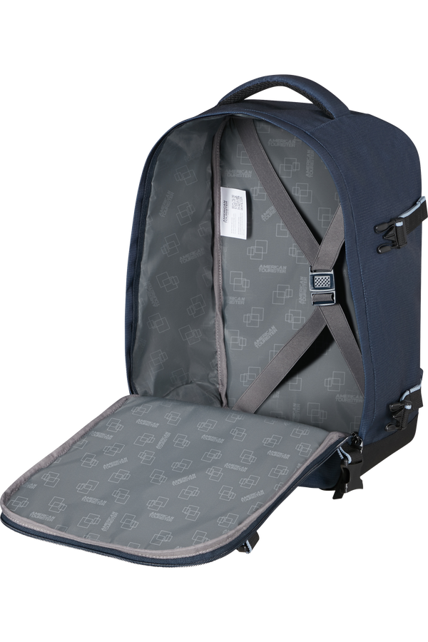 American Tourister Take2cabin Casual Backpack S  Tmavá námornícka American Tourister Take2cabin Casual Backpack S  Tmavá námornícka