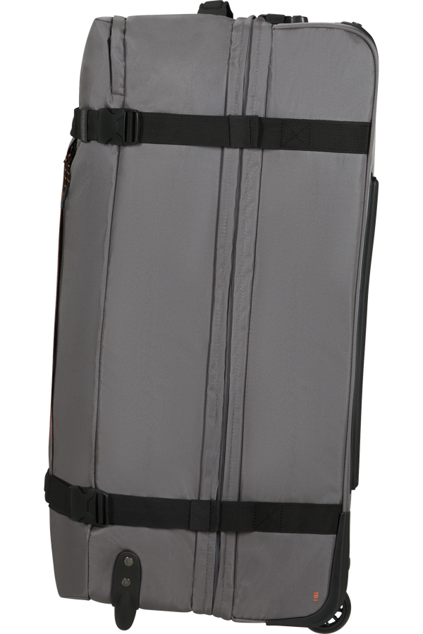 American Tourister Urban Track Duffle with Wheels L  Tmavosivá American Tourister Urban Track Duffle with Wheels L  Tmavosivá