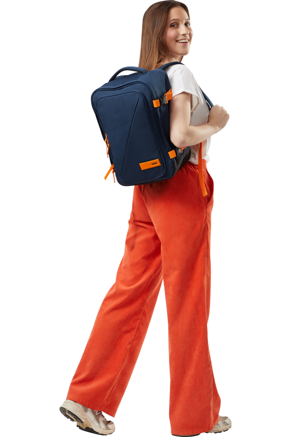 American Tourister Take2cabin Casual Backpack S  Dark Navy/Radiant Orange American Tourister Take2cabin Casual Backpack S  Dark Navy/Radiant Orange