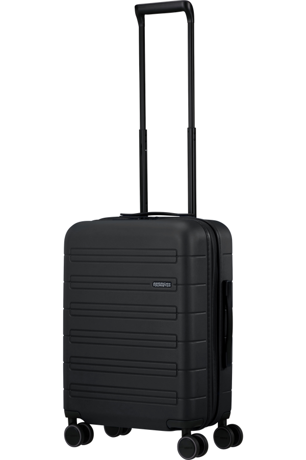 American Tourister Novastream Spinner TSA Exp. 55cm  Tmav&aacute; bridlica