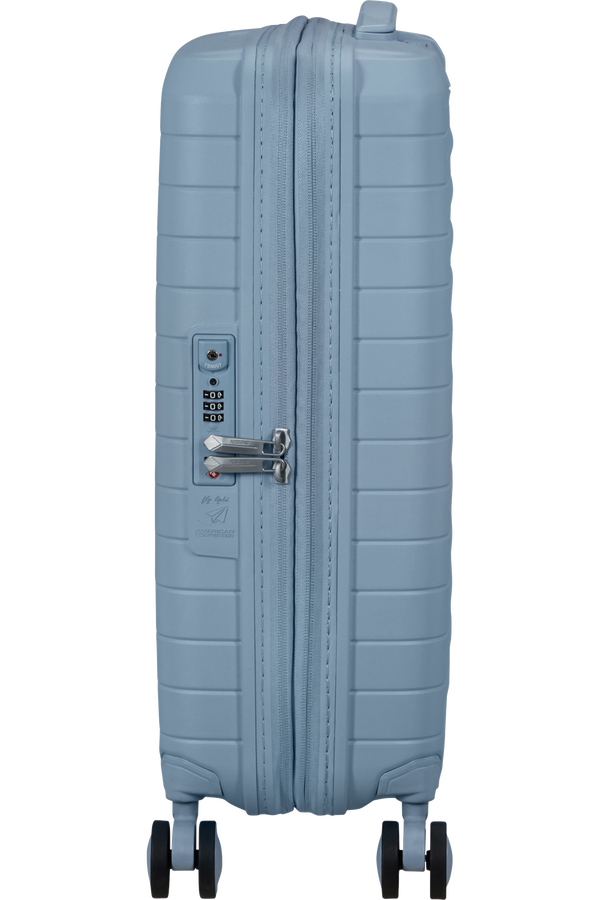 American Tourister Fastforward Spinner 55/20 TSA EXP 55cm  Steel Blue American Tourister Fastforward Spinner 55/20 TSA EXP 55cm  Steel Blue