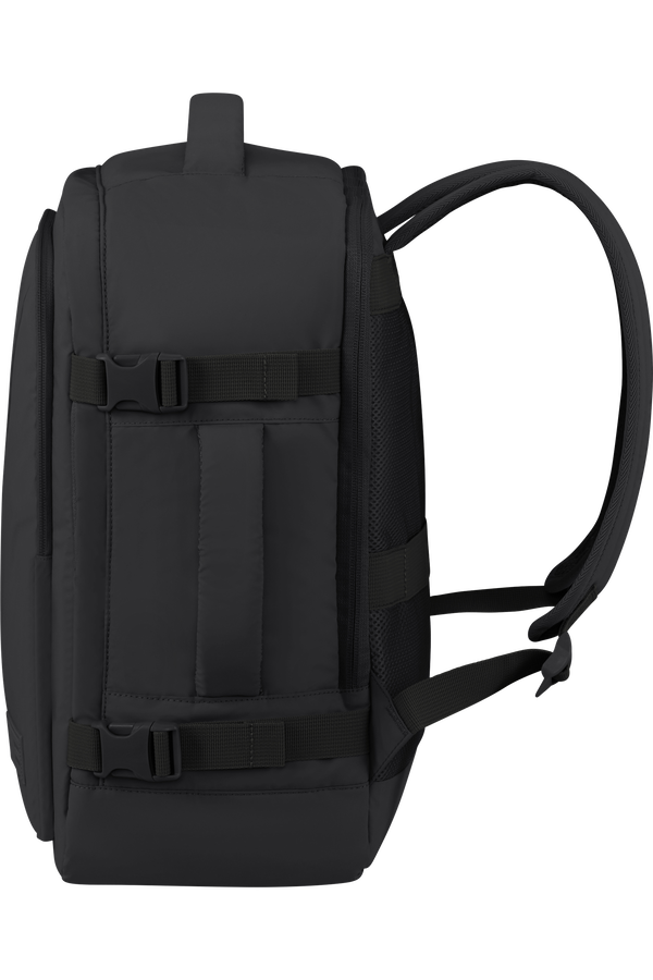 American Tourister Take2cabin Casual Backpack Puff S/M  Black Code