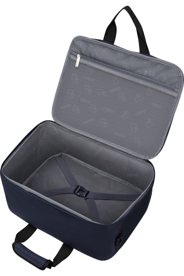 American Tourister SummerRide 3 Way Boarding Bag Námornícka American Tourister SummerRide 3 Way Boarding Bag Námornícka