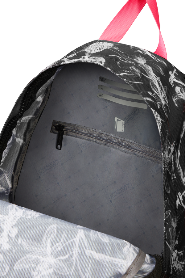 American Tourister Urban Groove Lifestyle Backpack 6  Flowers Black American Tourister Urban Groove Lifestyle Backpack 6  Flowers Black